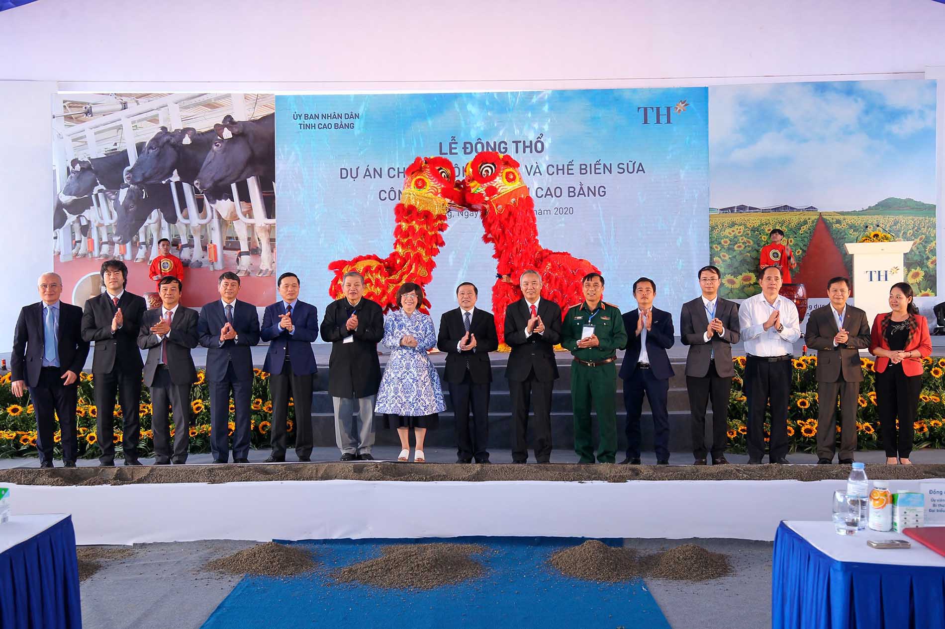 Nghi lễ động thổ Dự án chăn nuôi bò sữa và chế biến sữa công nghệ cao tại Cao Bằng