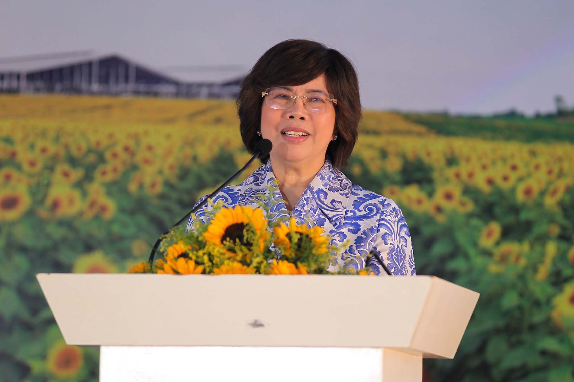 Bà Thái Hương - Nhà Sáng lập, Chủ tịch Hội đồng Chiến lược Tập đoàn TH